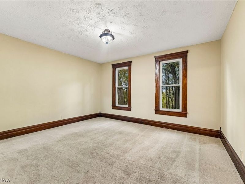 160 N Valley Street, Akron, OH 44303 Photo 18