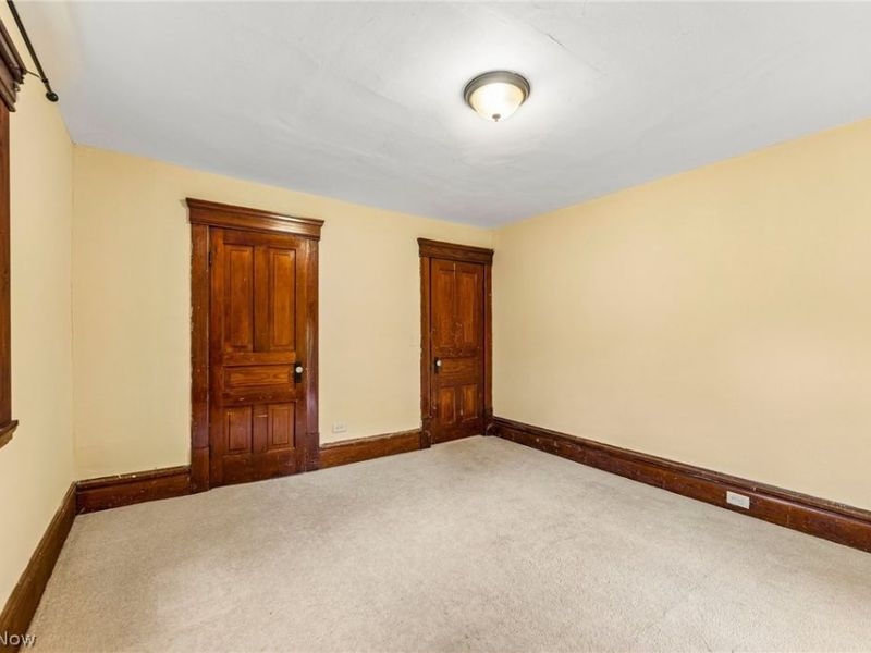 160 N Valley Street, Akron, OH 44303 Photo 20