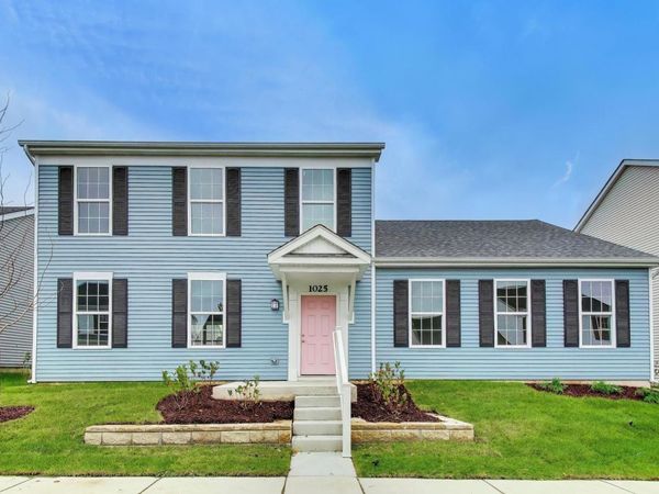 1025 Celebration Drive , Aurora, IL 60504