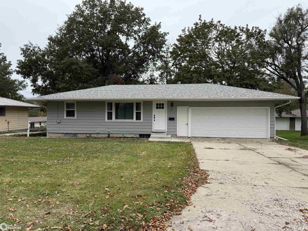 114 N Osceola Street, Osceola, IA 50213