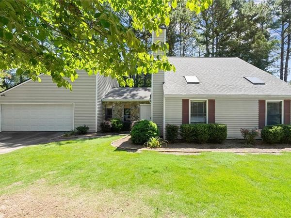 2272 Macby Drive , Marietta, GA 30066