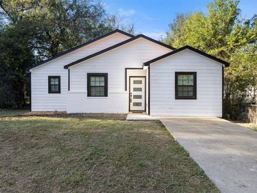 1615 Presidio Avenue, Dallas, TX 75216