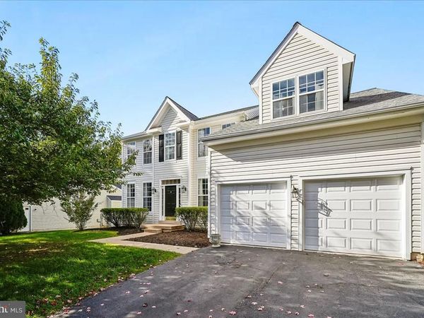 35812 PARK HEIGHTS CIRCLE, ROUND HILL, VA 20141