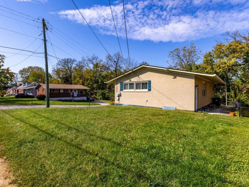 3945 Mantell Avenue, Sycamore Township, OH 45236 Photo 28