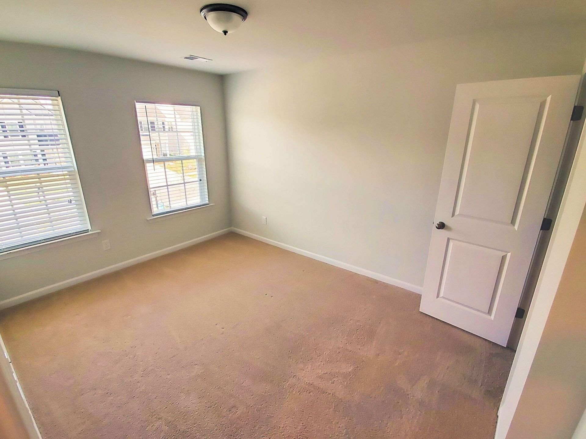 220 Lazy River Lane Photo 10