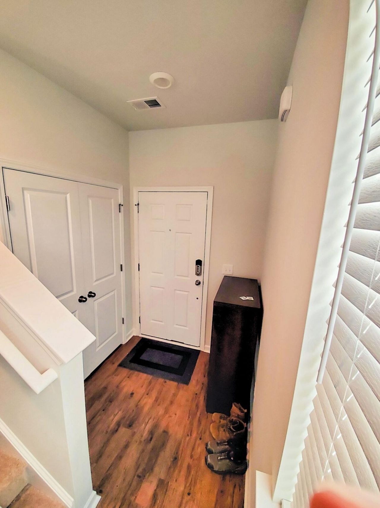 220 Lazy River Lane Photo 8