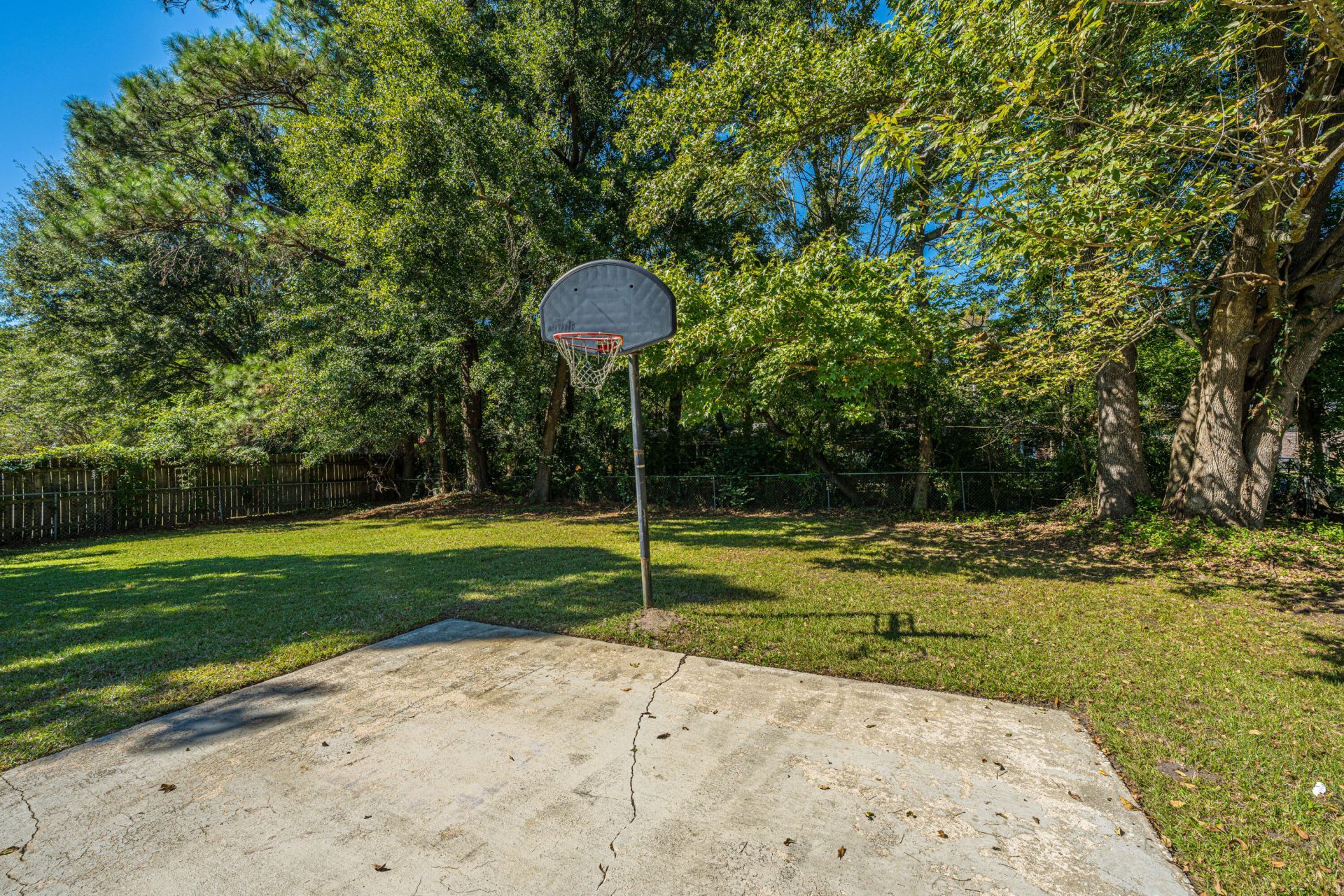 1104 Margaret Drive Photo 32