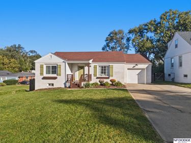 4946 Pratt Street, Omaha, NE 68104