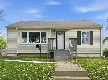 37 Elmwood Avenue, Troy, OH 45373