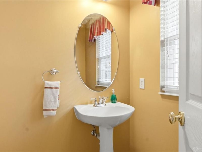 2256 Appleblossom Drive, Miamisburg, OH 45342 Photo 11
