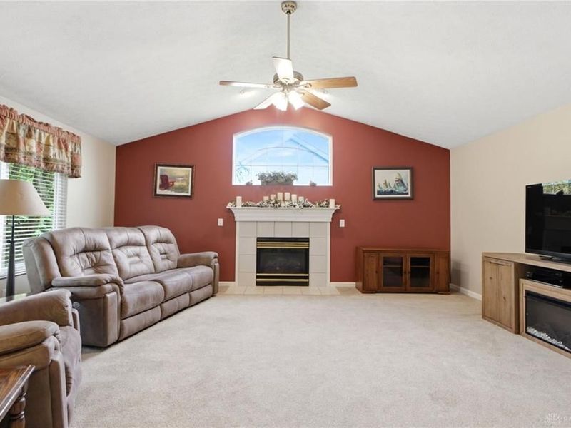 2256 Appleblossom Drive, Miamisburg, OH 45342 Photo 20