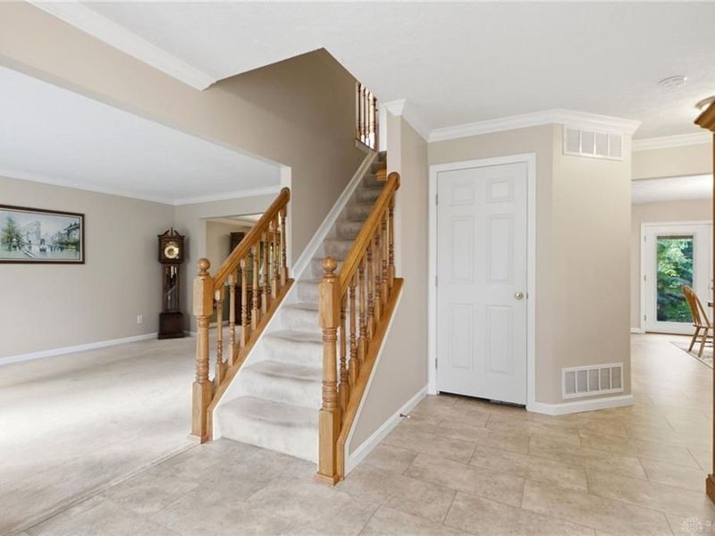 2256 Appleblossom Drive, Miamisburg, OH 45342 Photo 6