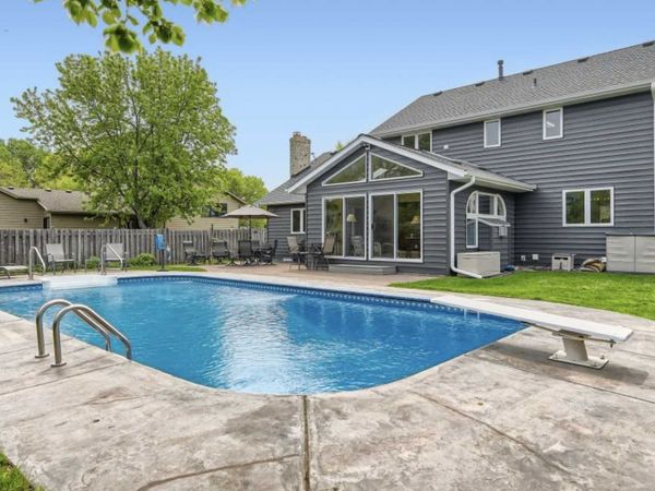 11310 47th Avenue N, Plymouth, MN 55442