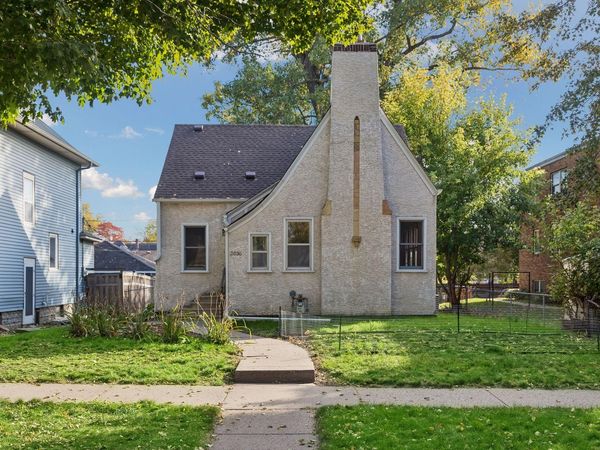 2036 Iglehart Avenue , Saint Paul, MN 55104