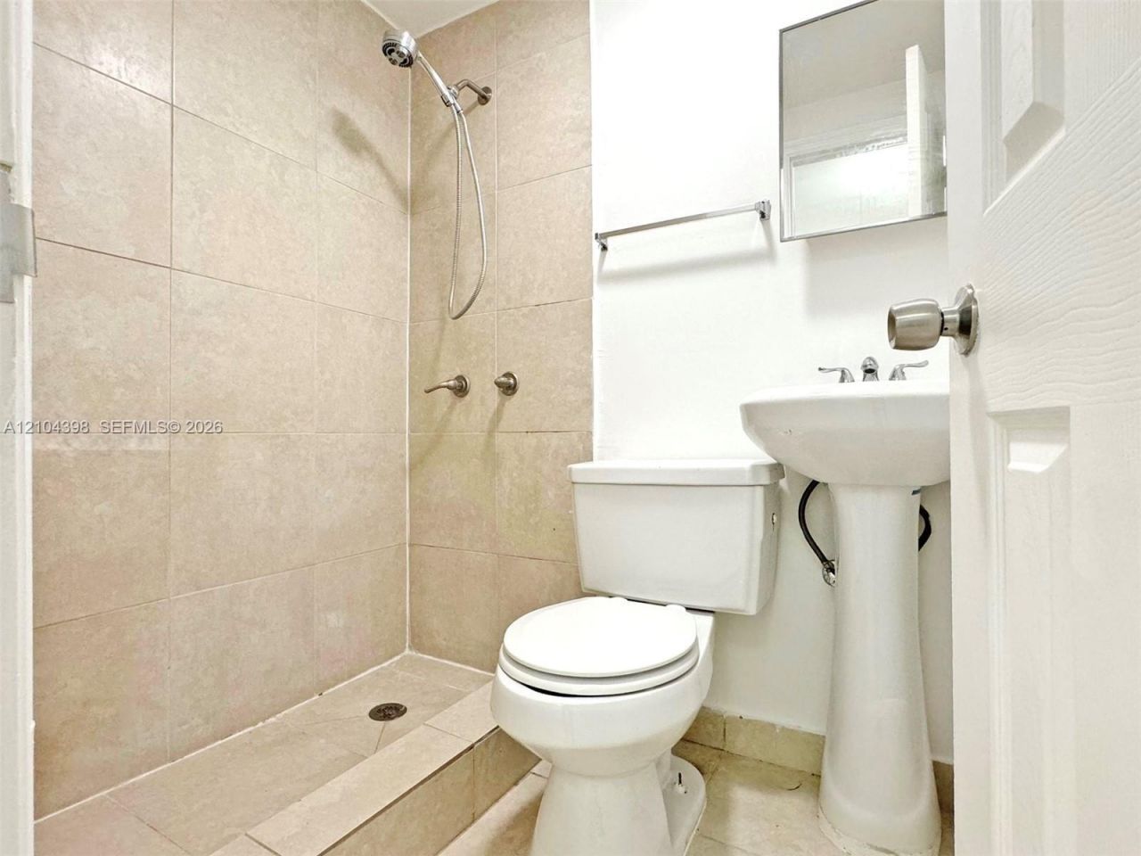 5835 SW 4th St, Unit B, Miami, FL 33144 Photo