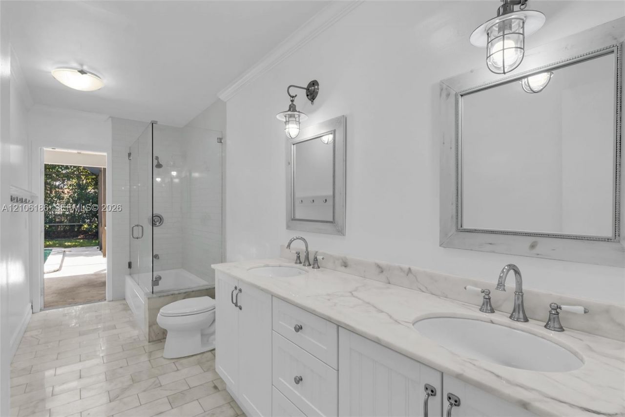 8600 SW 145th St, Palmetto Bay, FL 33158 Photo