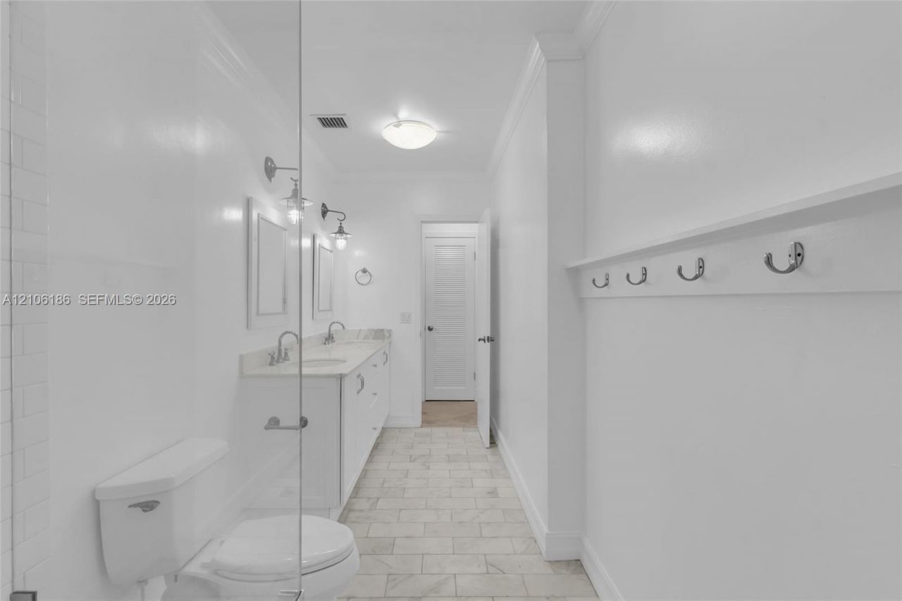 8600 SW 145th St, Palmetto Bay, FL 33158 Photo
