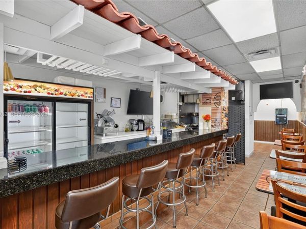 Restaurant Cafe / Bakery on Bird Road For Sale , Miami, FL 33165