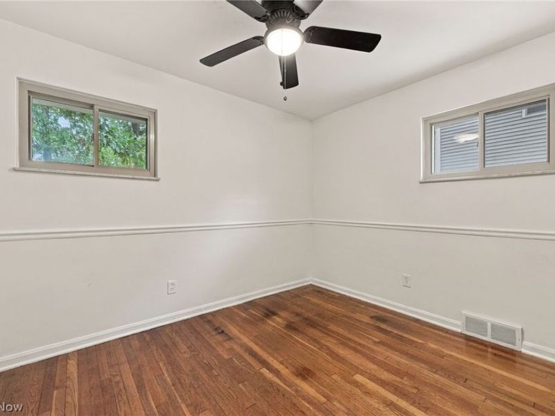 24914 E Oakland, Bay Village, OH 44140 Photo 16