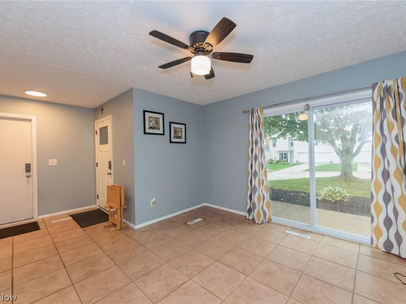 88 Castle Court, Brunswick, OH 44212 Photo 13