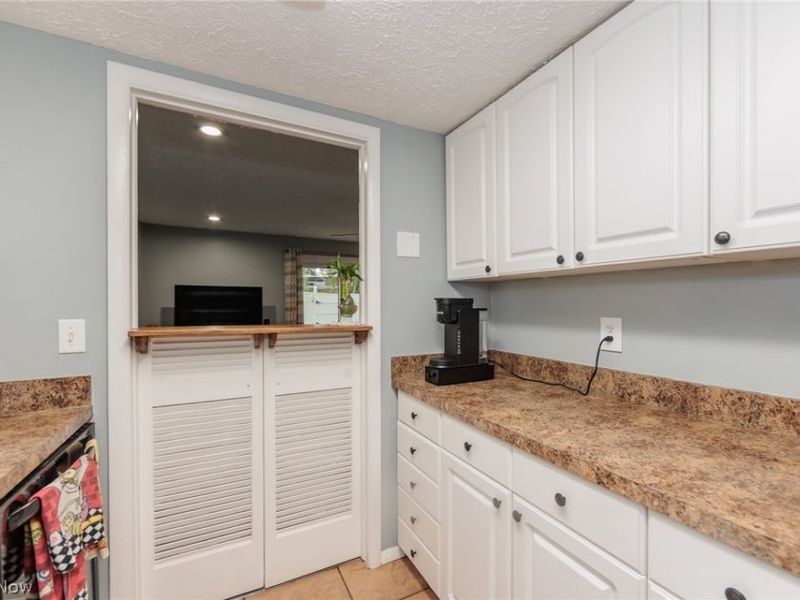 88 Castle Court, Brunswick, OH 44212 Photo 7
