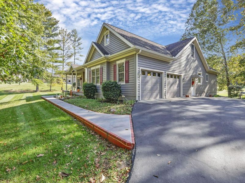 14974 Bradford Drive , Logan, OH 43138 Photo 3