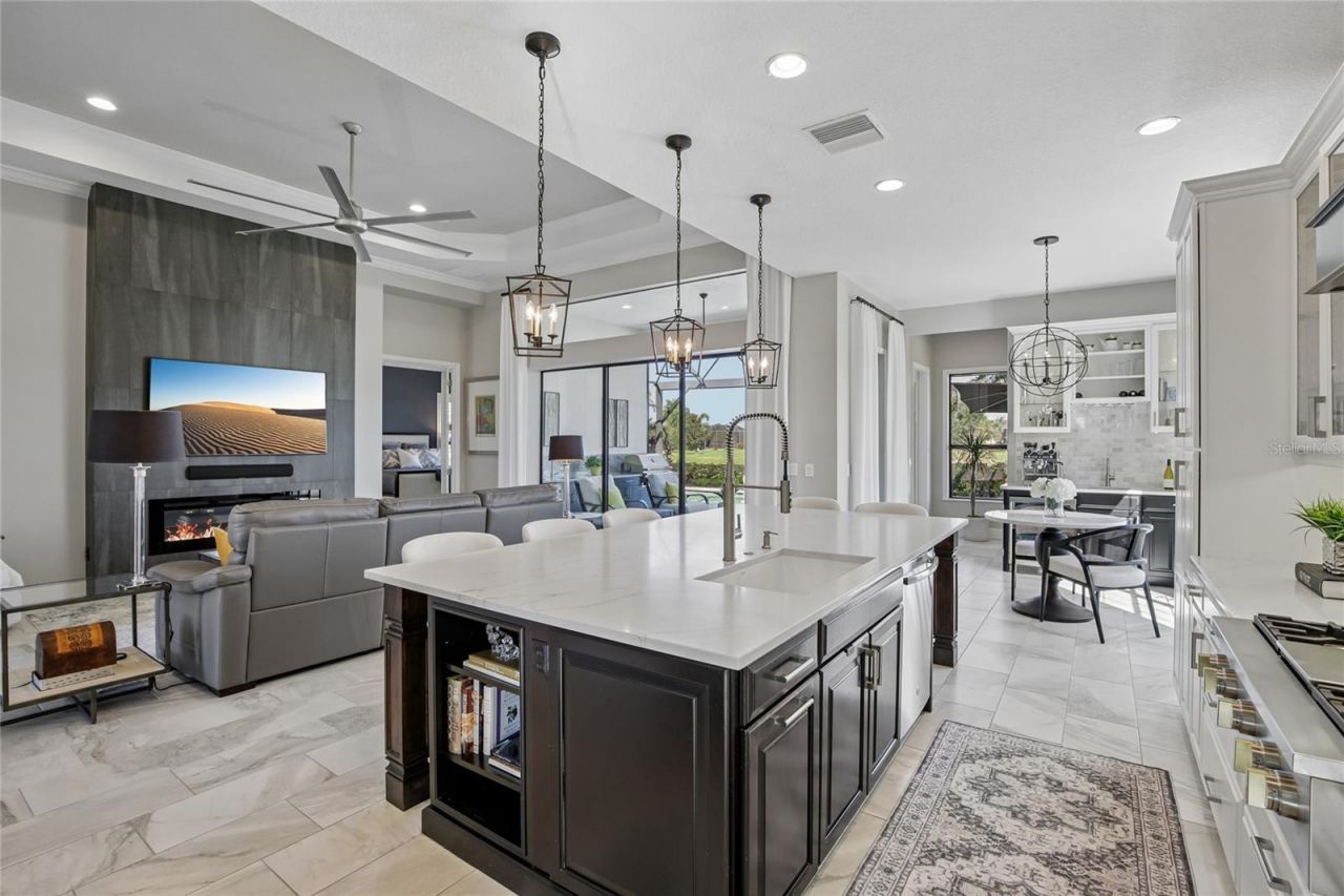 15721 Castle Park Terrace, Lakewood Ranch, FL 34202 Photo