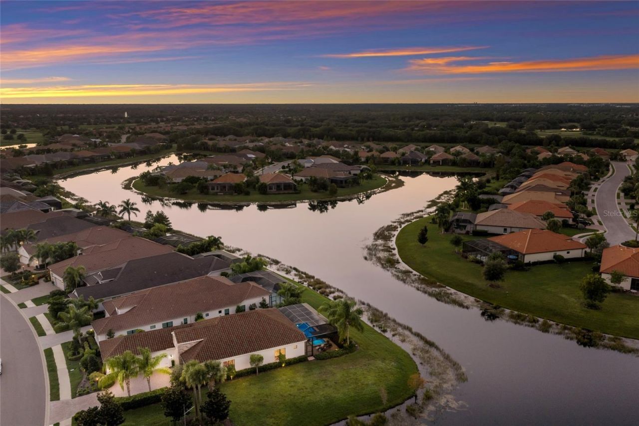 15721 Castle Park Terrace, Lakewood Ranch, FL 34202 Photo