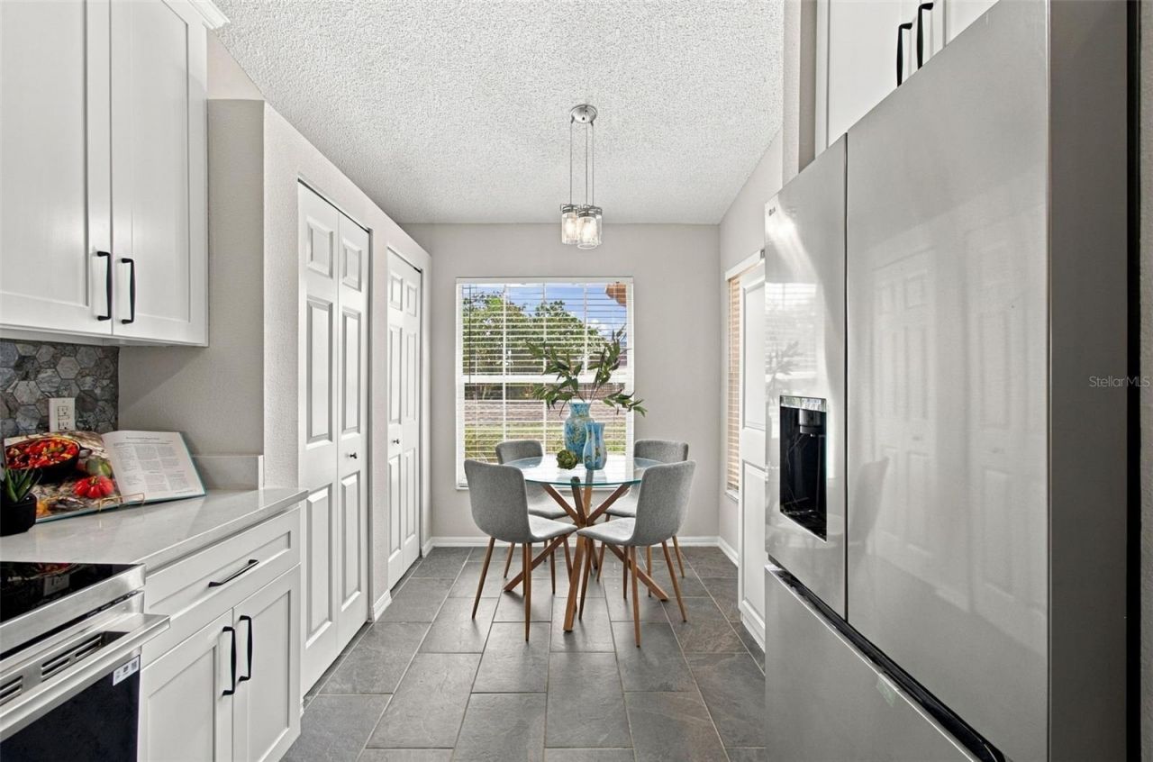 4210 Caddie Drive E, Unit 202, Bradenton, FL 34203 Photo