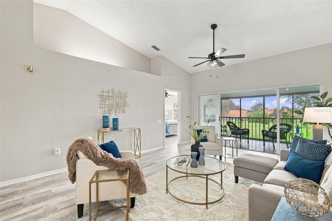 4210 Caddie Drive E, Unit 202, Bradenton, FL 34203 Photo