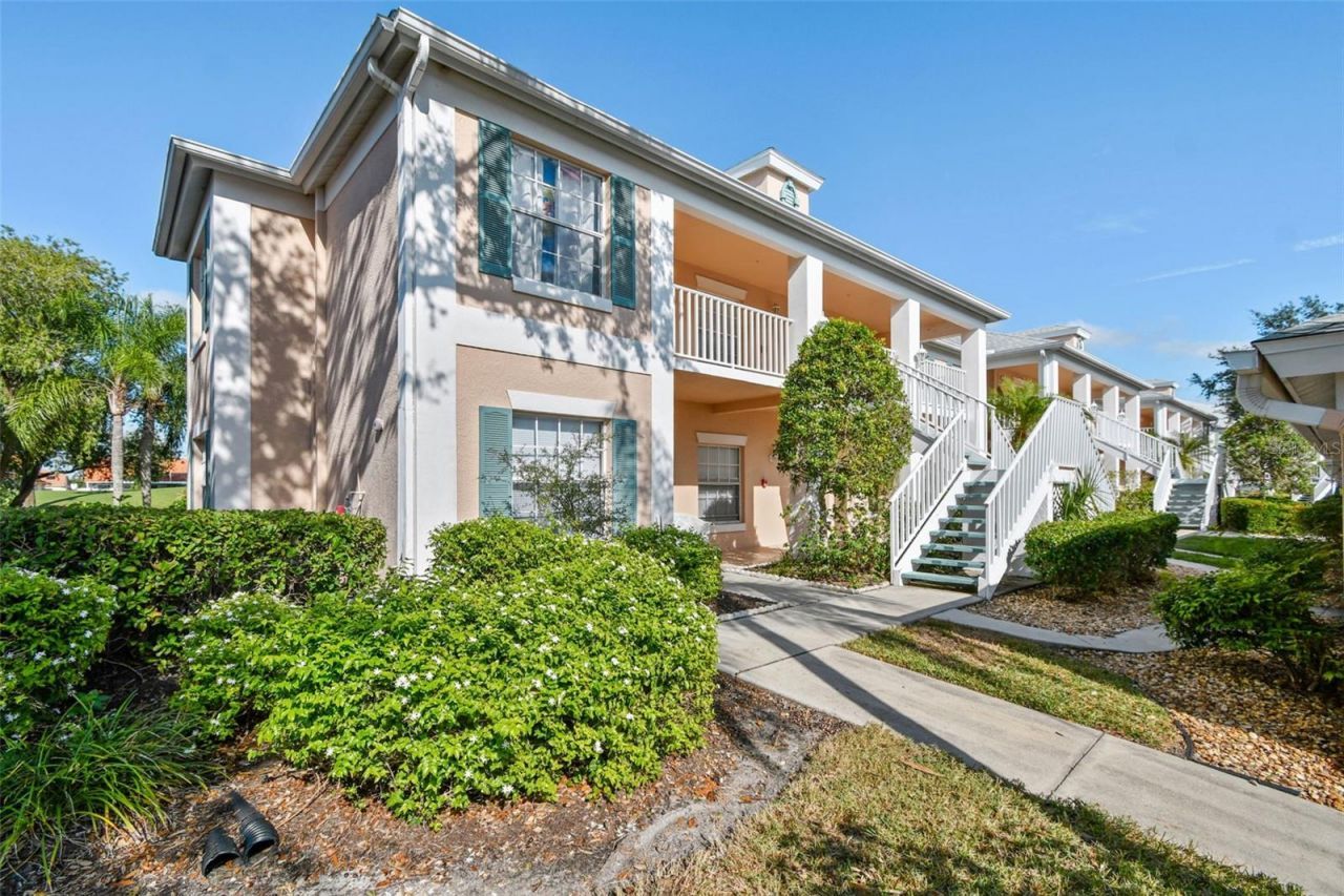 4210 Caddie Drive E, Unit 202, Bradenton, FL 34203 Photo