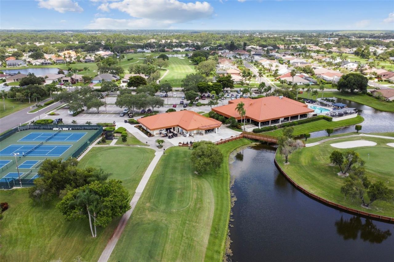 4210 Caddie Drive E, Unit 202, Bradenton, FL 34203 Photo