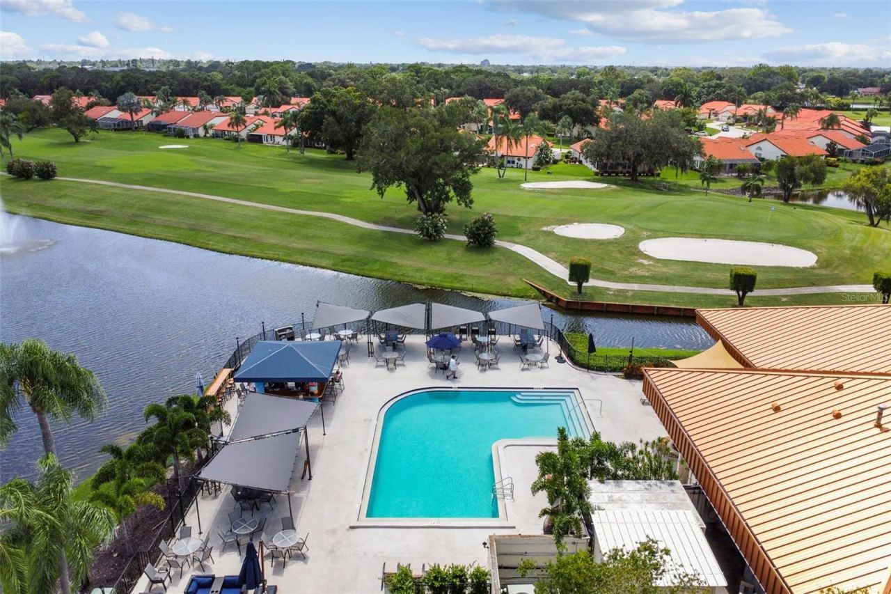 4210 Caddie Drive E, Unit 202, Bradenton, FL 34203 Photo