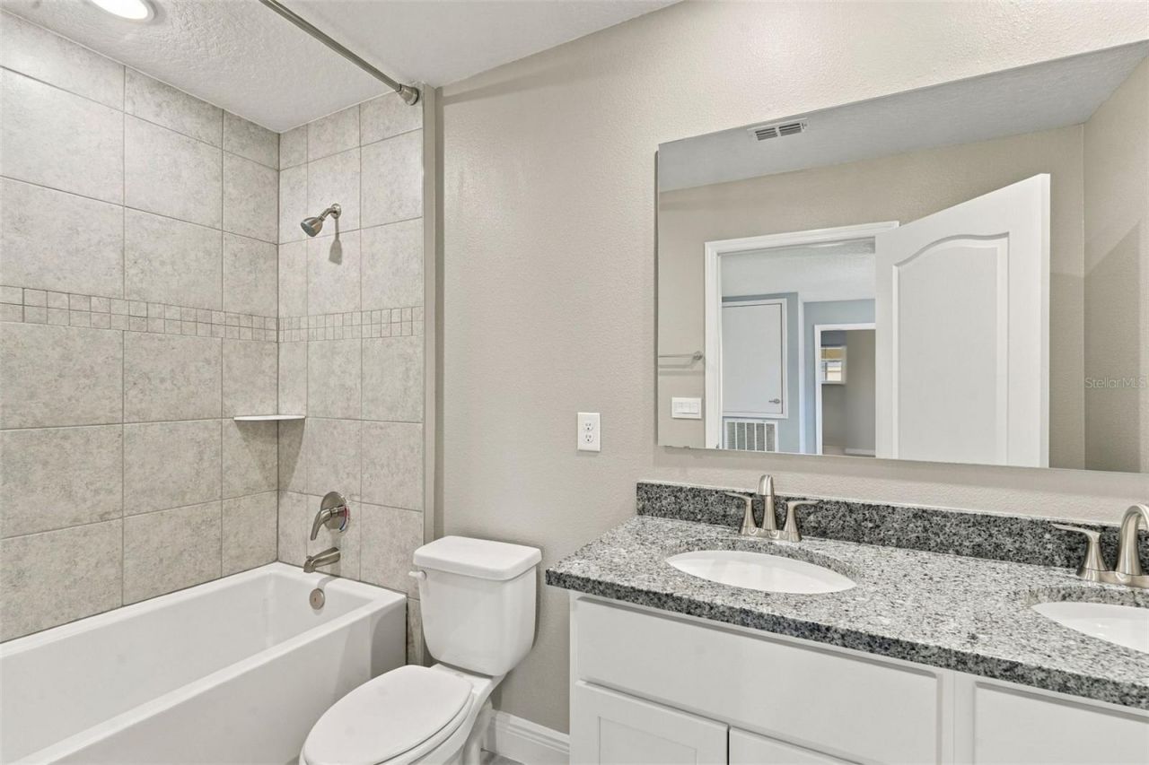 1684 Andover Ridge Drive , Deland, FL 32720 Photo