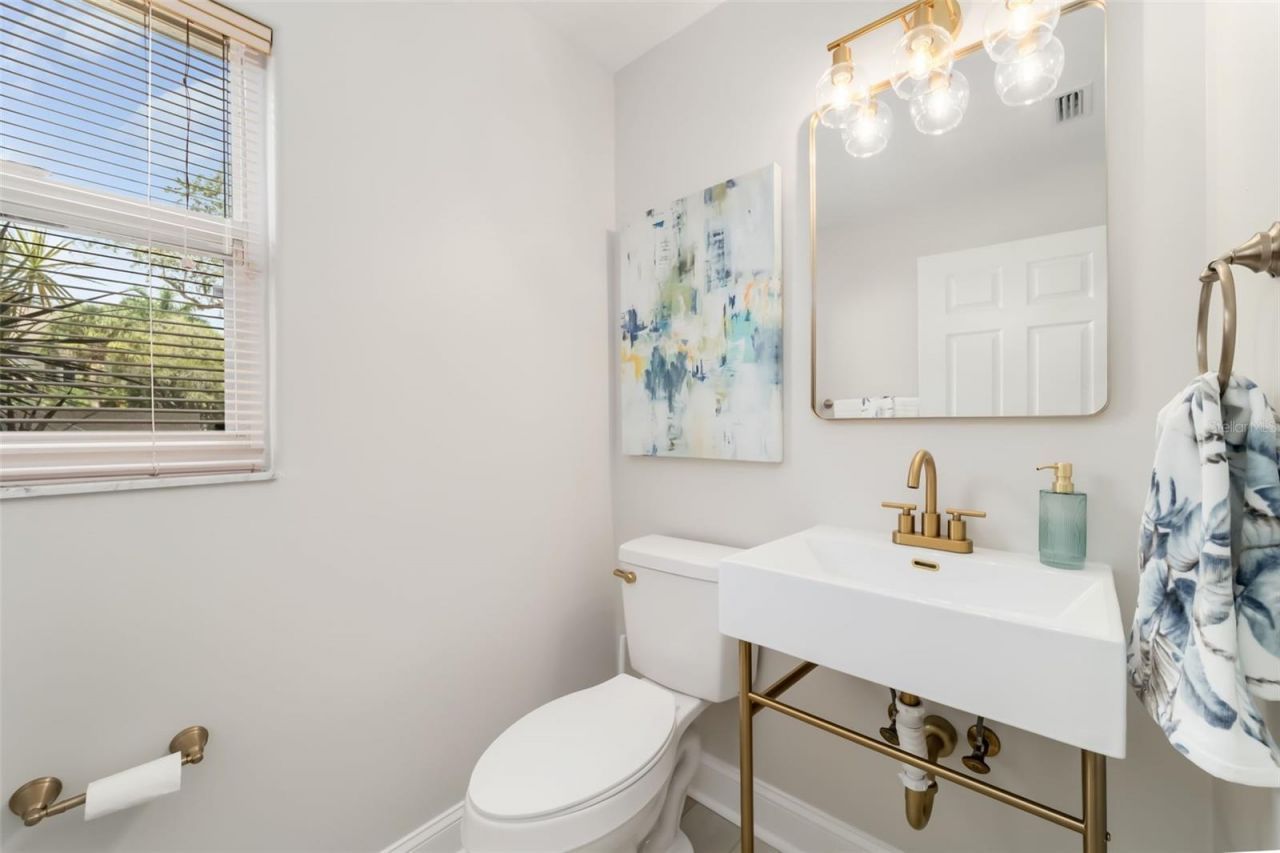 1703 Starling Drive, Unit 1703, Sarasota, FL 34231 Photo
