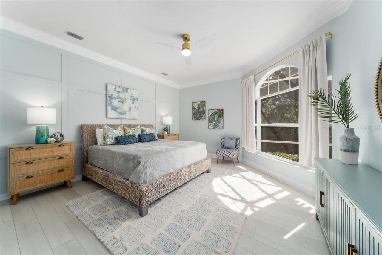 1703 Starling Drive, Unit 1703, Sarasota, FL 34231 Photo