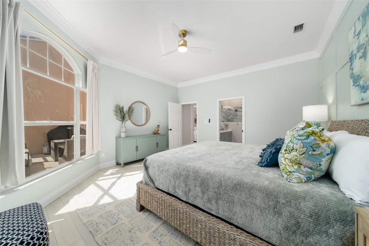 1703 Starling Drive, Unit 1703, Sarasota, FL 34231 Photo