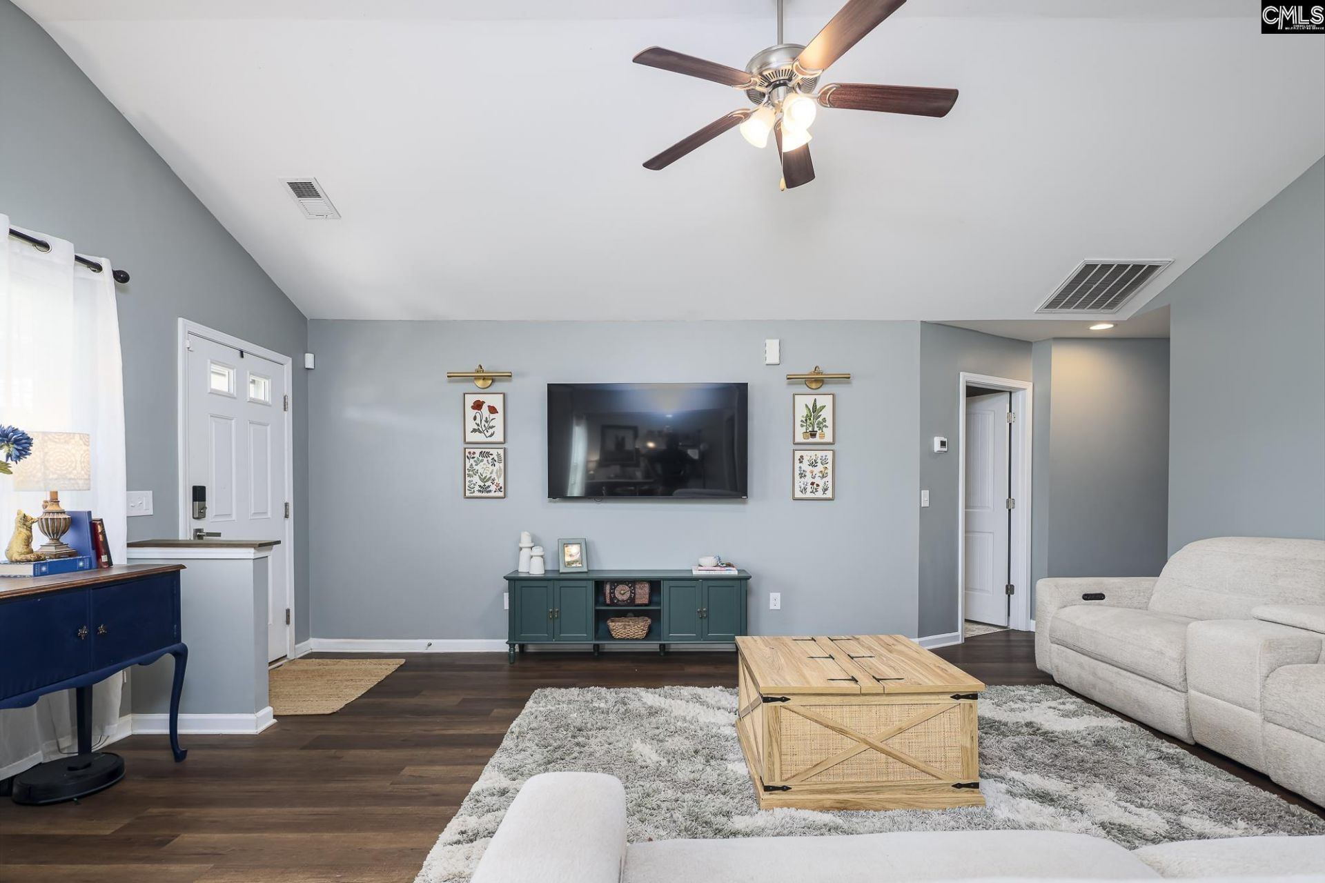 403 Crassula Drive Photo 4