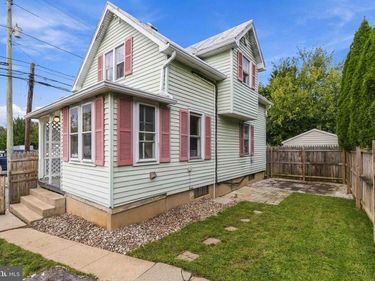 350 W NORTH AVENUE, PALMYRA, PA 17078
