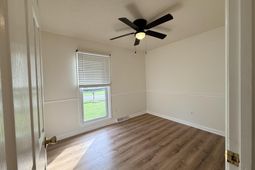 401 Brailsford photo 4