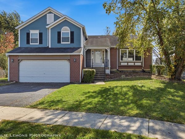 29 Magnolia Drive , Streamwood, IL 60107