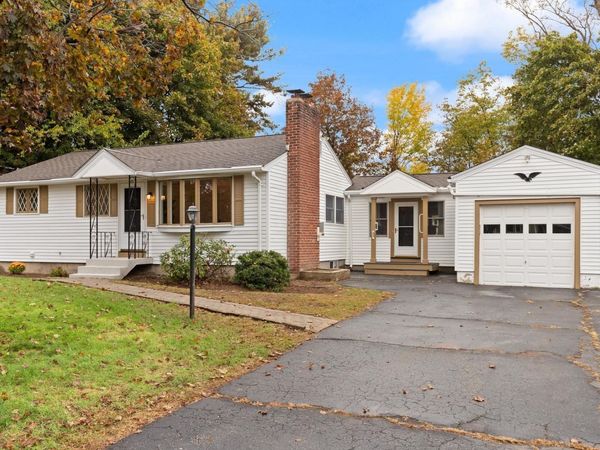 48 Marlboro Road, Woburn, MA 01801