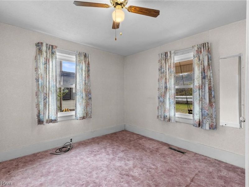 4033 Belmont Avenue, Shadyside, OH 43947 Photo 16