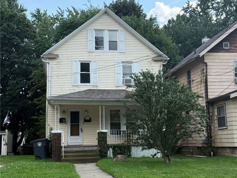 190 E Mapledale Avenue, Akron, OH 44301 Photo 1