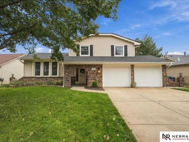7816 Arrow Rock Drive, Bellevue, NE 68157