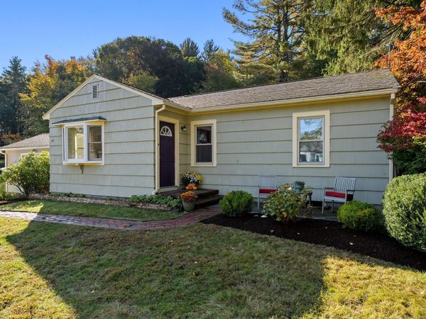 19 Autumn Cirlce, Canton, MA 02021