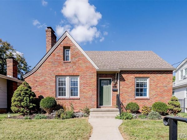 225 High Street , Washington, MO 63090