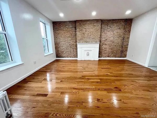 189 Gates Avenue , Unit 2, Brooklyn, NY 11238