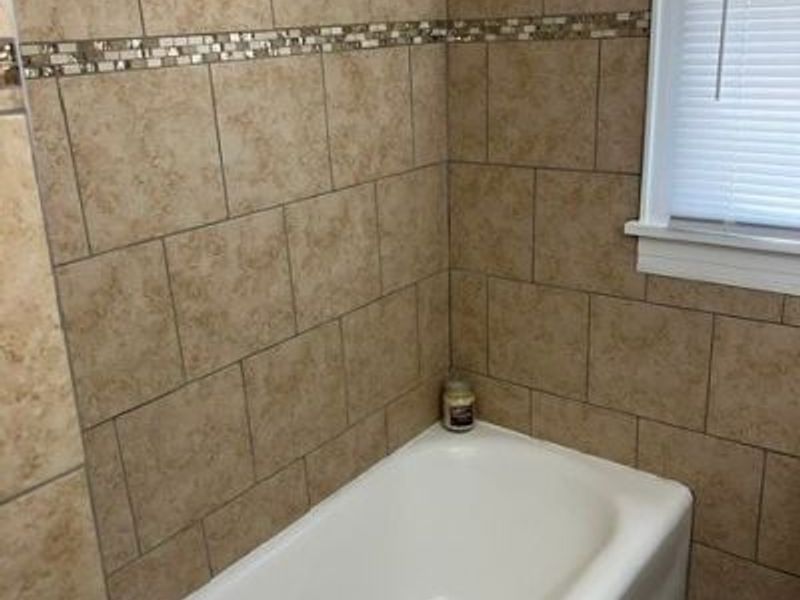 565 Eva Avenue, Akron, OH 44301 Photo 19