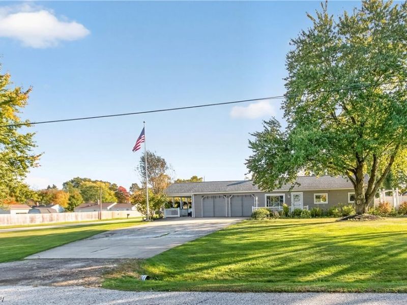 3668 Applewood Drive, Brunswick, OH 44212 Photo 3